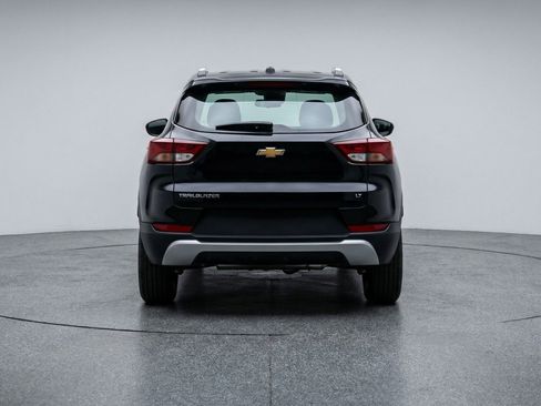 Used 2025 Chevrolet TrailBlazer LT image 7