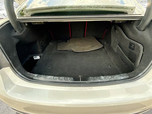 Used 2018 BMW 330e image 30