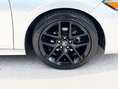 Used 2023 Honda Civic Sport image 10