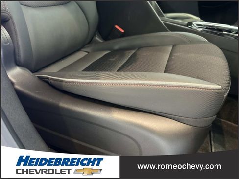 Certified 2023 Chevrolet TrailBlazer RS w/ Convenience Package image 34