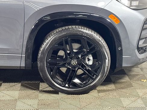 New 2026 Volkswagen Tiguan SE R-Line image 23