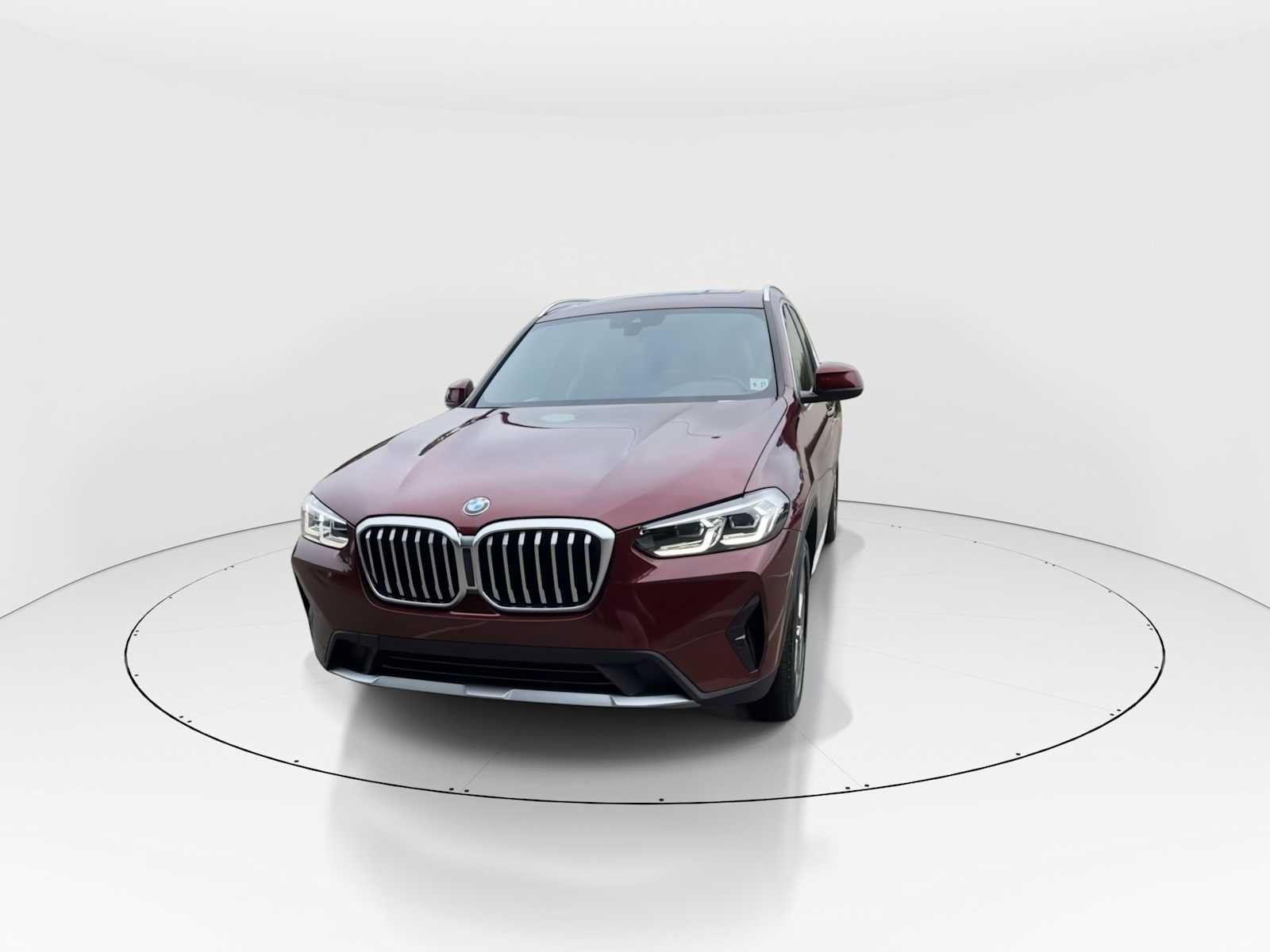 Used 2023 BMW X3 xDrive30i w/ Premium Package AWD/4WD image 3