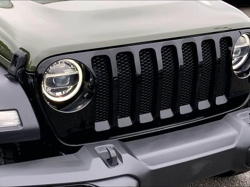Certified 2022 Jeep Wrangler Unlimited Sport AWD/4WD image 28