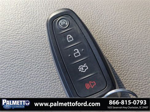 Used 2019 Ford Escape SEL image 30