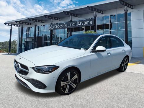 Used 2025 Mercedes-Benz C 300 Sedan image 8