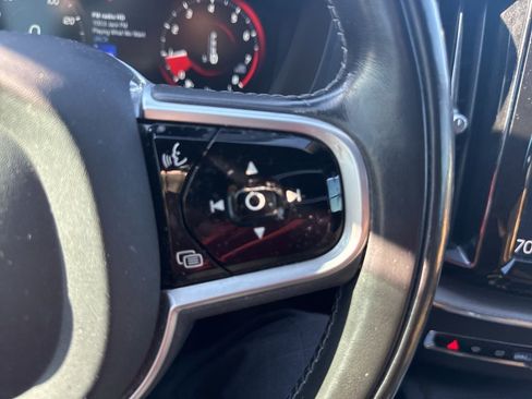 Used 2019 Volvo XC60 T5 Inscription w/ Protection Package Premier image 23