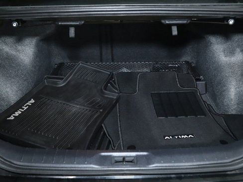 Certified 2022 Nissan Altima 2.5 Platinum image 37