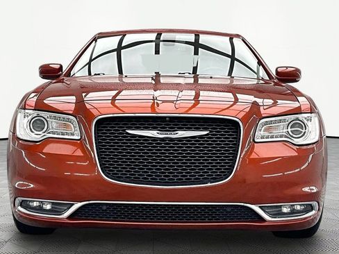 Used 2020 Chrysler 300 Touring L w/ 300 Premium Group RWD image 3