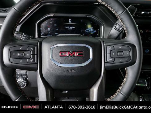 Used 2024 GMC Sierra 2500 AT4 w/ AT4 Premium Plus Package AWD/4WD image 9