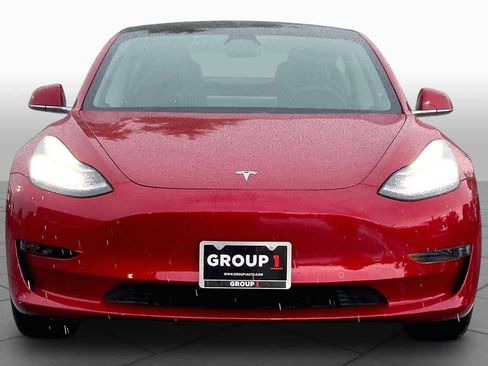 Used 2020 Tesla Model 3 Standard Range RWD image 3