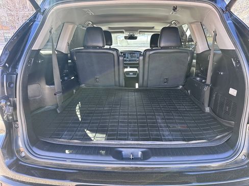 Used 2017 Toyota Highlander XLE image 27