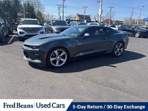 Used 2016 Chevrolet Camaro SS RWD image 3