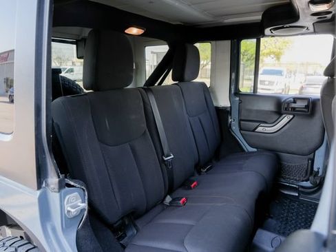 Used 2014 Jeep Wrangler Unlimited Sport w/ Quick Order Package 23S AWD/4WD image 38