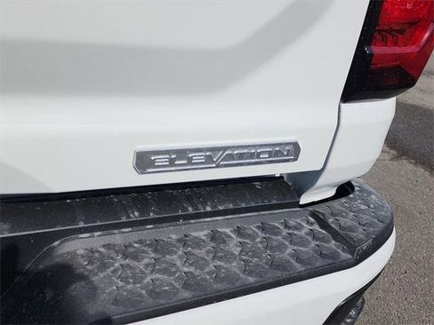 New 2026 GMC Canyon Elevation w/ Convenience Package image 5