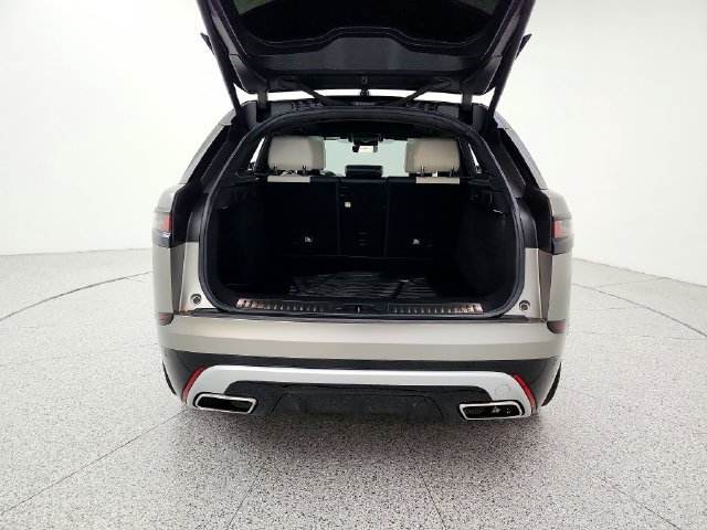 Used 2018 Land Rover Range Rover Velar AWD/4WD image 19