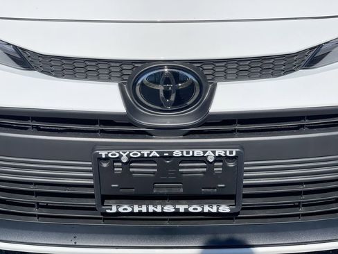 Used 2026 Toyota Corolla LE w/ LE Premium Package AWD/4WD image 18