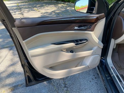 Used 2015 Cadillac SRX Performance w/ Driver Awareness Package AWD/4WD image 11