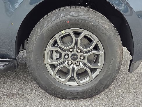 New 2025 Ford Expedition Active image 7