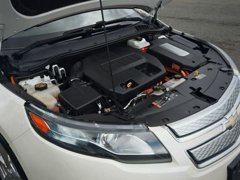 Used 2012 Chevrolet Volt Premium w/ Premium Trim Package FWD image 48