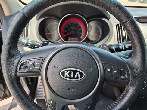 Used 2012 Kia Forte SX FWD image 18