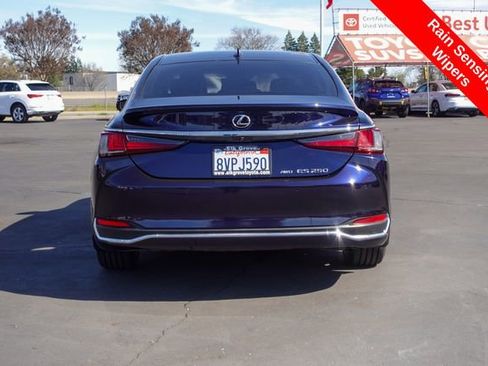 Used 2021 Lexus ES 250 w/ Premium Package image 9
