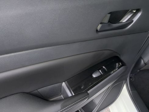 Certified 2023 Nissan Altima 2.5 SV AWD/4WD image 28