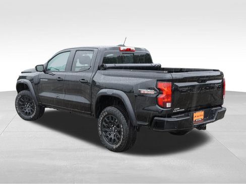 Used 2023 Chevrolet Colorado Trail Boss w/ Advanced Trailering Package AWD/4WD image 7