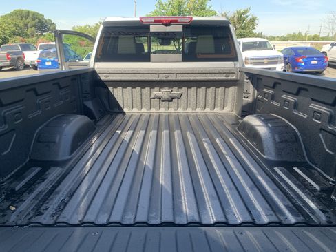 New 2026 Chevrolet Silverado 2500 ZR2 w/ ZR2 Bison Edition AWD/4WD image 36