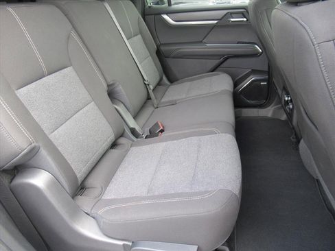 Certified 2025 GMC Acadia Elevation image 30