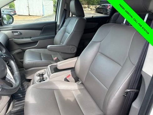 Used 2015 Honda Odyssey Touring Elite image 31