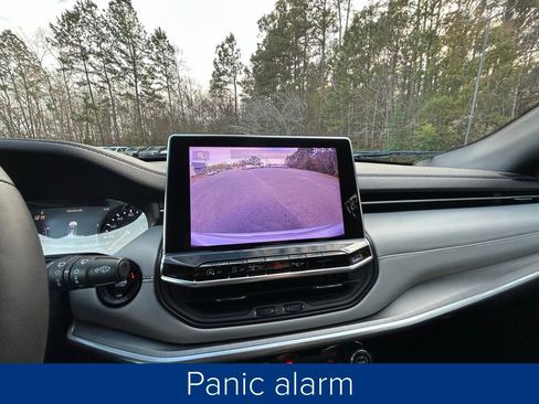 Used 2024 Jeep Compass Limited image 39