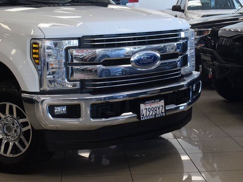 Used 2018 Ford F250 Lariat AWD/4WD image 5