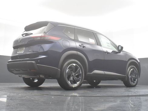 New 2026 Nissan Rogue SV w/ SV Premium Package image 32