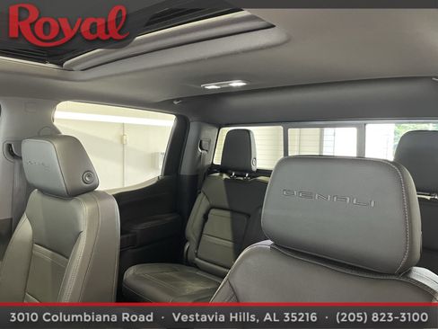 Used 2021 GMC Sierra 1500 Denali w/ Denali Ultimate Package AWD/4WD image 16