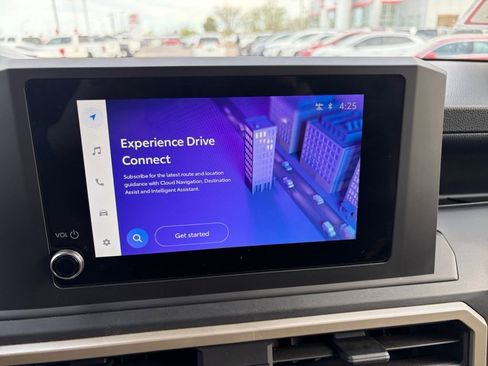 Used 2025 Toyota Tacoma SR image 11