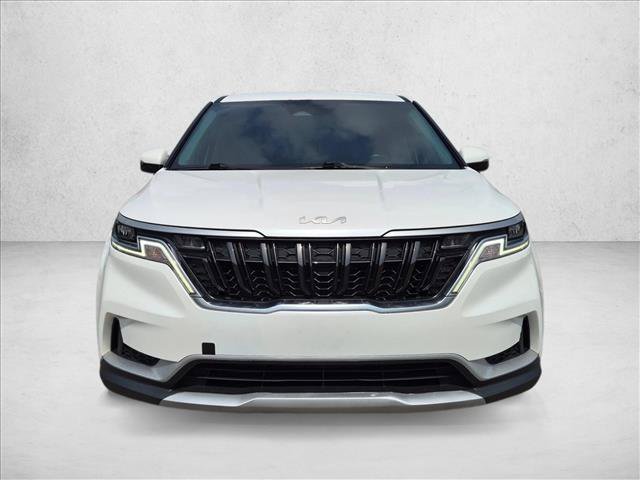Used 2022 Kia Carnival LX FWD image 2
