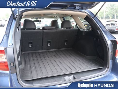 Used 2019 Subaru Outback 2.5i Limited AWD/4WD image 16
