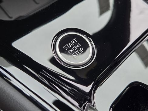New 2026 Audi Q3 quattro 2.0T AWD/4WD image 25