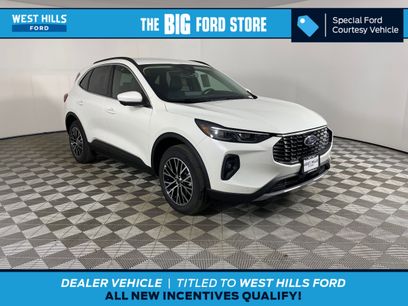 New 2025 Ford Escape SE w/ PHEV Premium Package