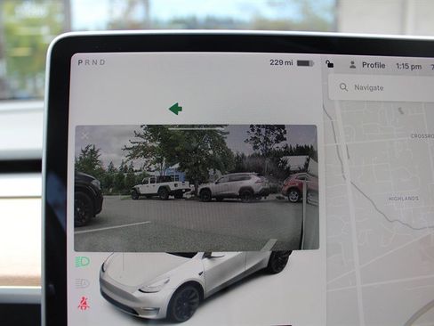 Used 2021 Tesla Model Y Long Range AWD/4WD image 19