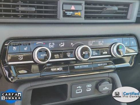 Certified 2025 Honda Pilot Elite image 32