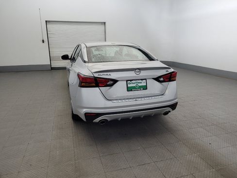 Used 2023 Nissan Altima 2.5 SL FWD image 6