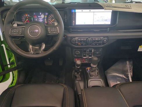 New 2025 Jeep Wrangler Unlimited Rubicon 392 image 25