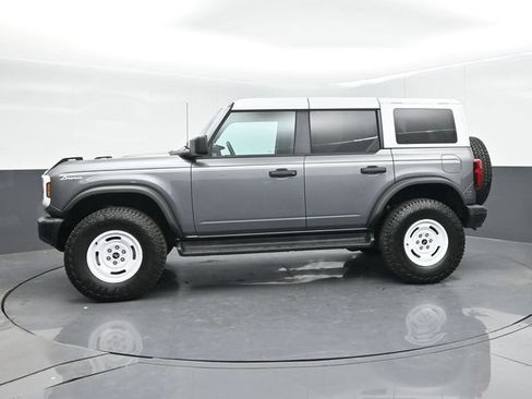Certified 2025 Ford Bronco Heritage Edition AWD/4WD image 5