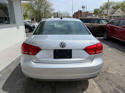 Used 2014 Volkswagen Passat TDI SE FWD image 14