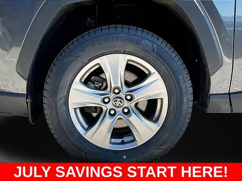 Used 2023 Toyota RAV4 XLE AWD/4WD image 42