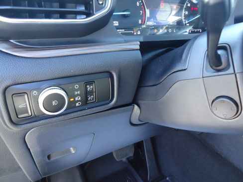 Used 2023 Ford Explorer Limited w/ Limited Technology Package AWD/4WD image 15