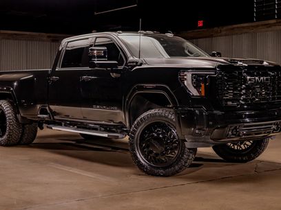 Used 2025 GMC Sierra 3500 Denali w/ Denali Reserve Package