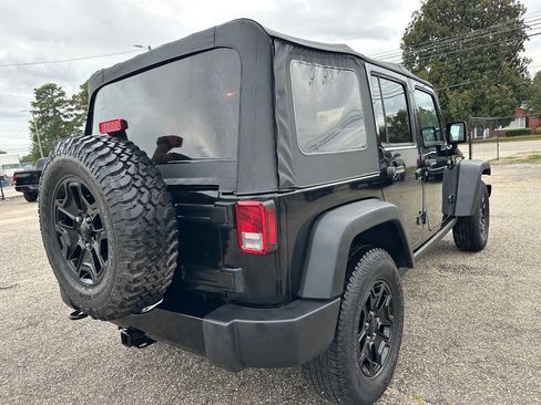 Used 2015 Jeep Wrangler Unlimited Sport image 14
