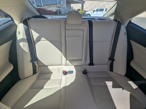 Used 2014 Lexus IS 250 w/ Navigation Package RWD image 21